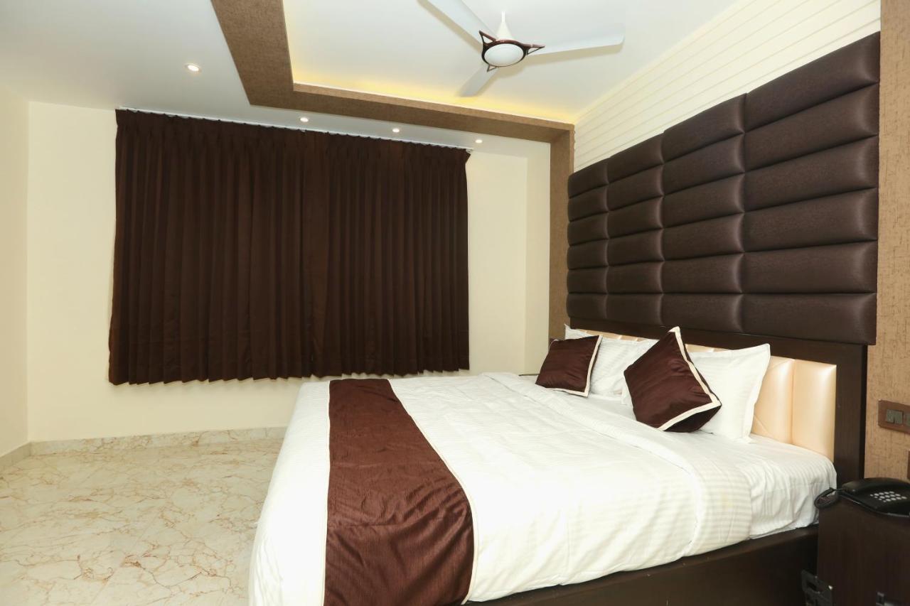 Al Noor Palace Business Class Hotel Chennai Exterior photo