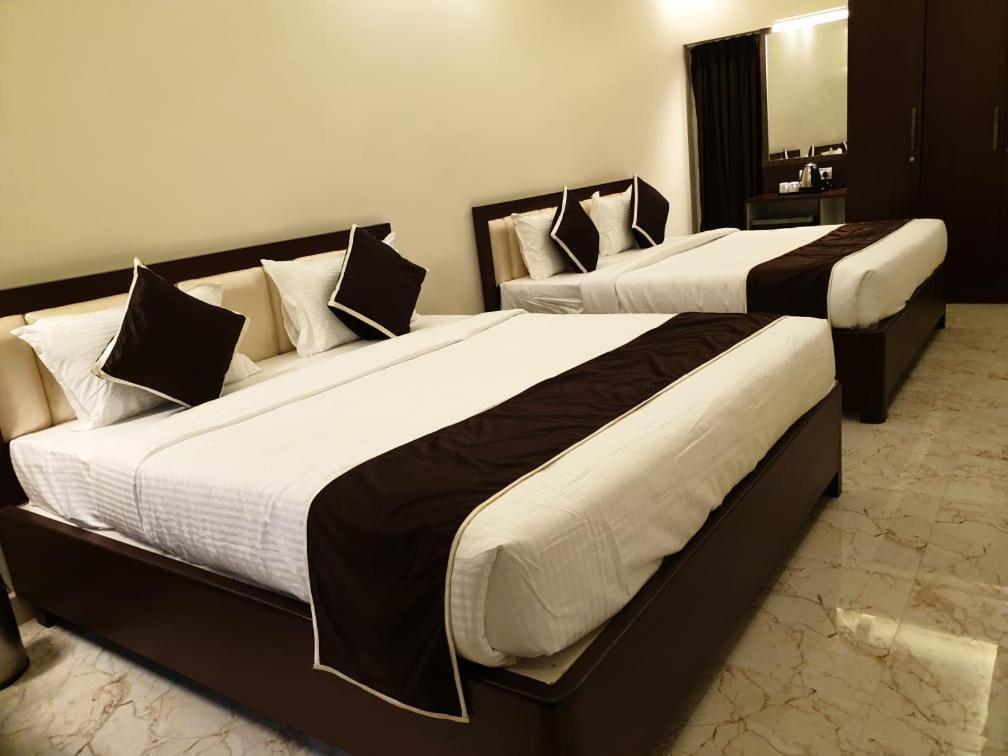Al Noor Palace Business Class Hotel Chennai Exterior photo