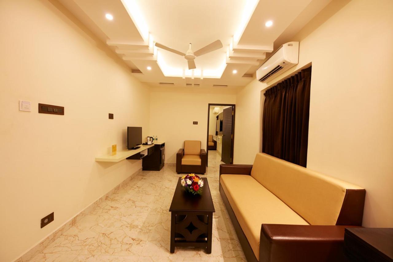 Al Noor Palace Business Class Hotel Chennai Exterior photo